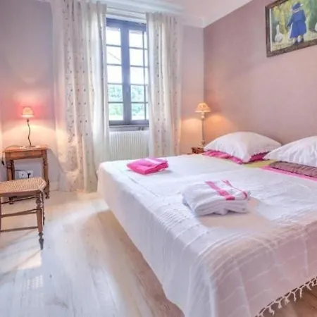 בית נופש La Maison De Rosyne מונטיניאק